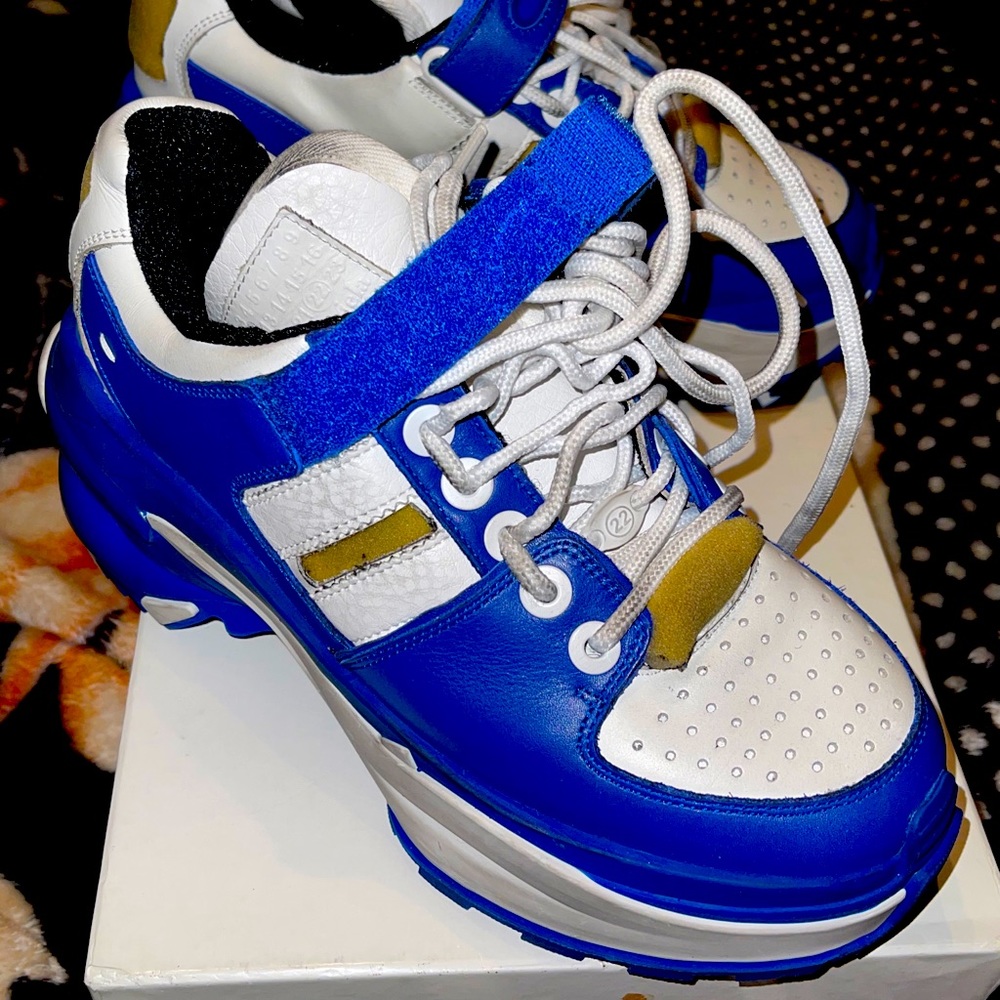 Maison Margiela’s low top leather retro sneakers!